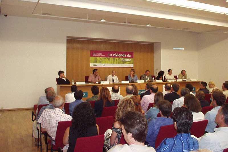 Congreso Nacional sobre la Vivienda del Futuro. Bancaixa. Valencia